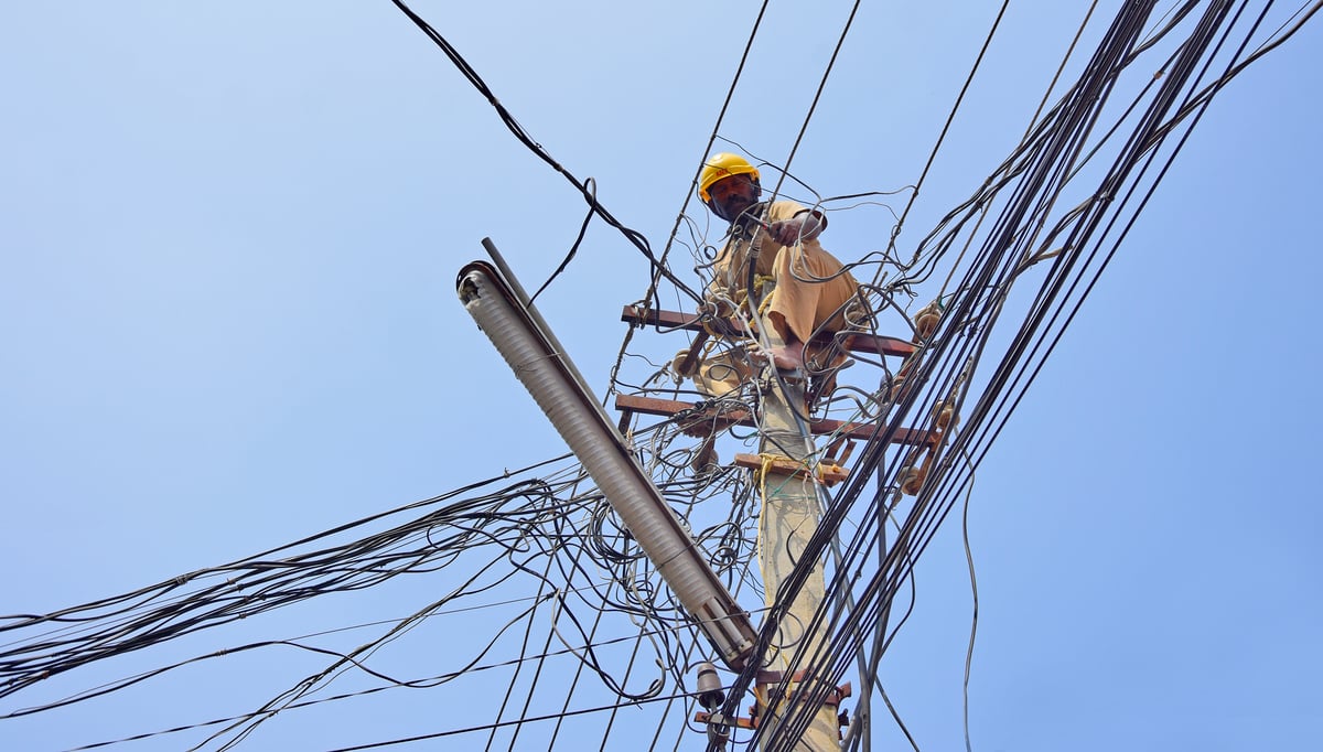 എസിയുടെ തണുപ്പ് 26 ഡിഗ്രിക്ക് മുകളില്‍ സെറ്റ് ചെയ്യുക; 9 മണി കഴിഞ്ഞ് അലങ്കാരദീപങ്ങള്‍ വേണ്ട; വൈദ്യുതി നിയന്ത്രണം ഇങ്ങനെ