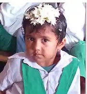 കർണാടകയിലെ സിർസിയിൽ അങ്കണവാടിയിൽ വെച്ച് പാമ്പുകടിയേറ്റ് അഞ്ചുവയസുകാരി മരിച്ചു.