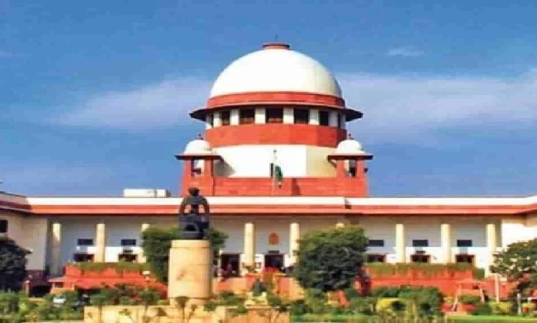 ‘വോട്ട് എണ്ണാന്‍ കേന്ദ്ര ജീവനക്കാര്‍ വേണ്ട’; തൃണമൂല്‍ ഹര്‍ജി ഇന്ന് സുപ്രീം കോടതിയില്‍