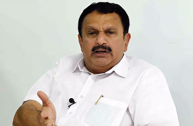 വീര്യം കുറഞ്ഞതിനല്ലേ നികുതി കുറച്ചത്, വീര്യം കൂടിയതിനല്ലല്ലോ? ആരോ​ഗ്യമന്ത്രി കെ. മുരളീധരൻ